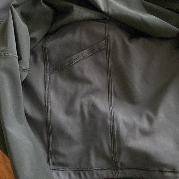 Athleta black run with it skort sz M - Picture 5 of 6